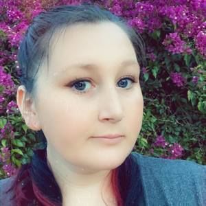 Meet your Posher, Jade